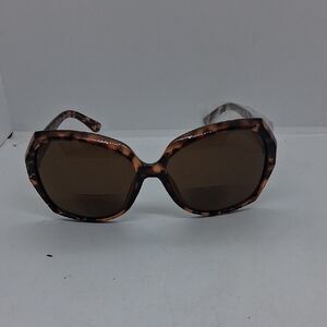 NWT Womens Sofia Vergara Alejandra Tortoise Sunglasses